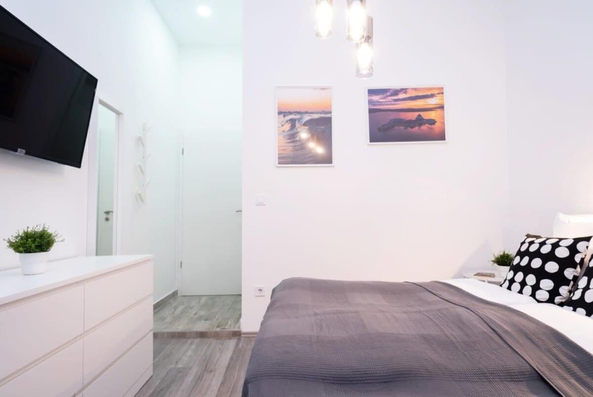 New Comfy Studio At Convenient Location Budapest Extérieur photo