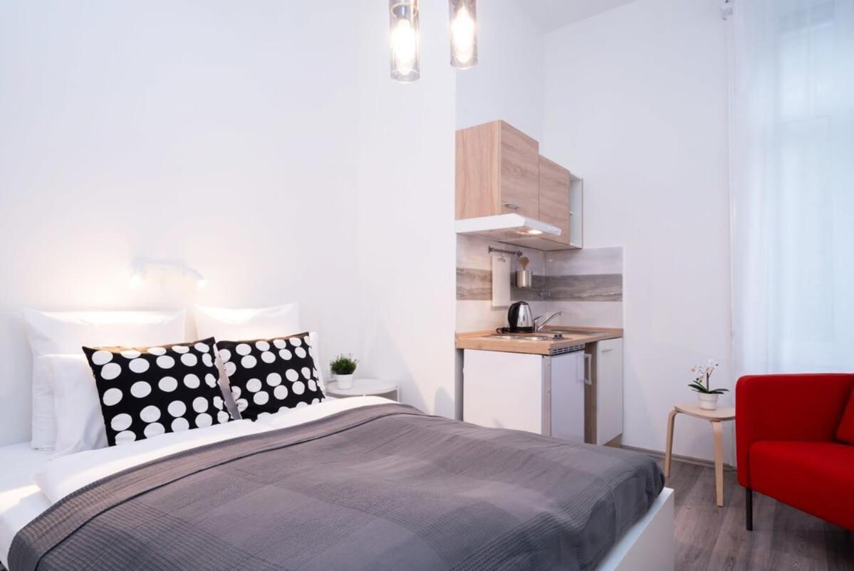 New Comfy Studio At Convenient Location Budapest Extérieur photo